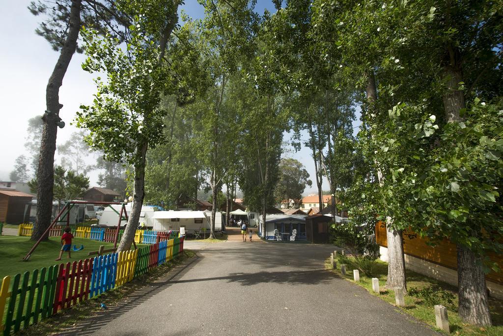 Camping Cachadelos Hotell Sanxenxo Eksteriør bilde